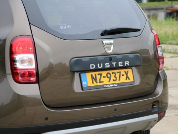 2017 Dacia Duster Blackshadow